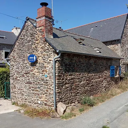 Maisonnette Et Proches De La